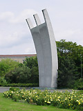 Luftbrückendenkmal Berlin, die "Hungerkralle"
