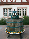 Alte Kelterpresse