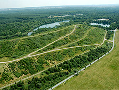 Oberwaldberg mit dem Oberwaldsee (links) und dem Schnepfensee